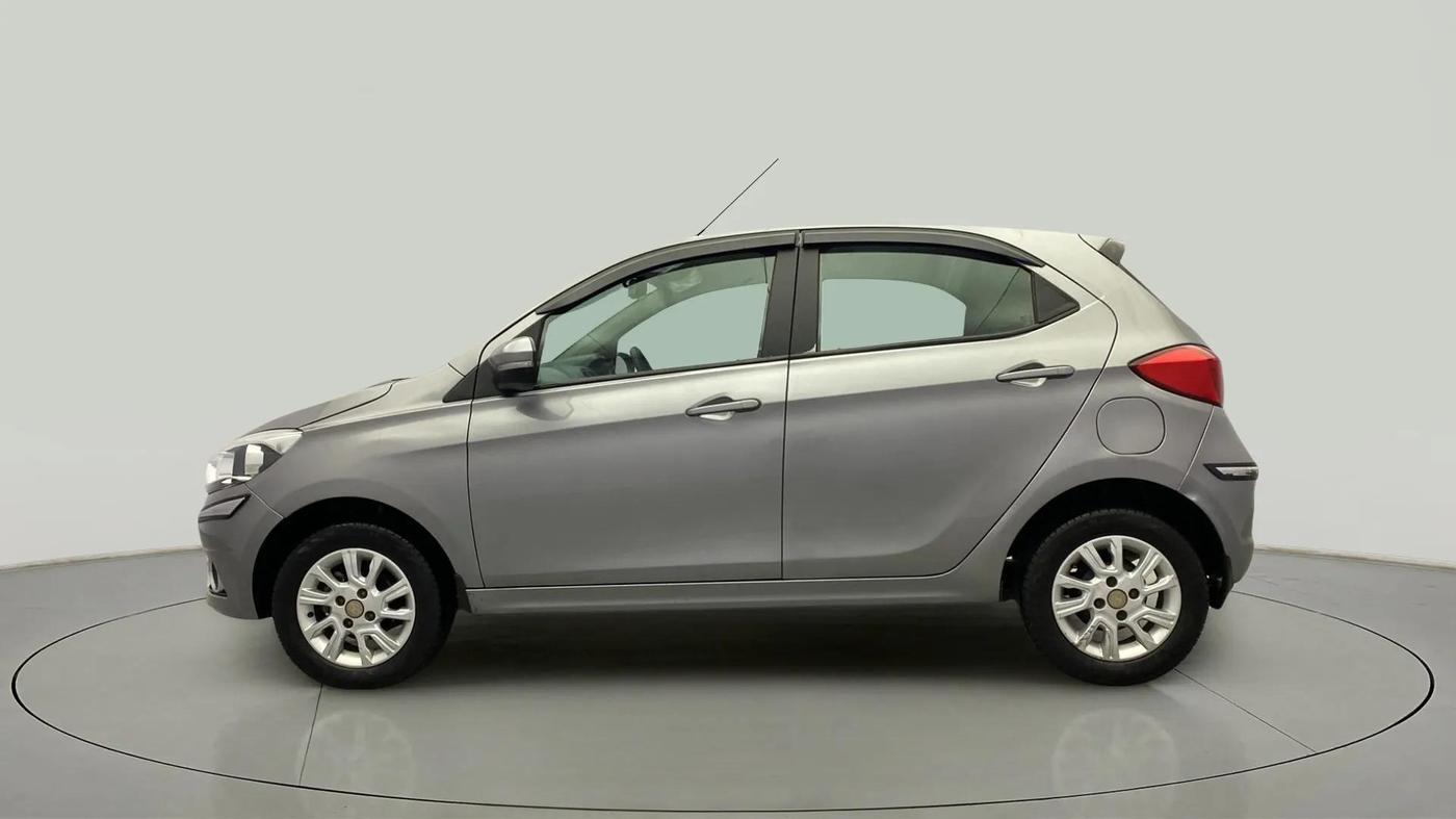 2018 Tata Tiago XZA PETROL, Petrol, Automatic, 88,434 km, Left Side