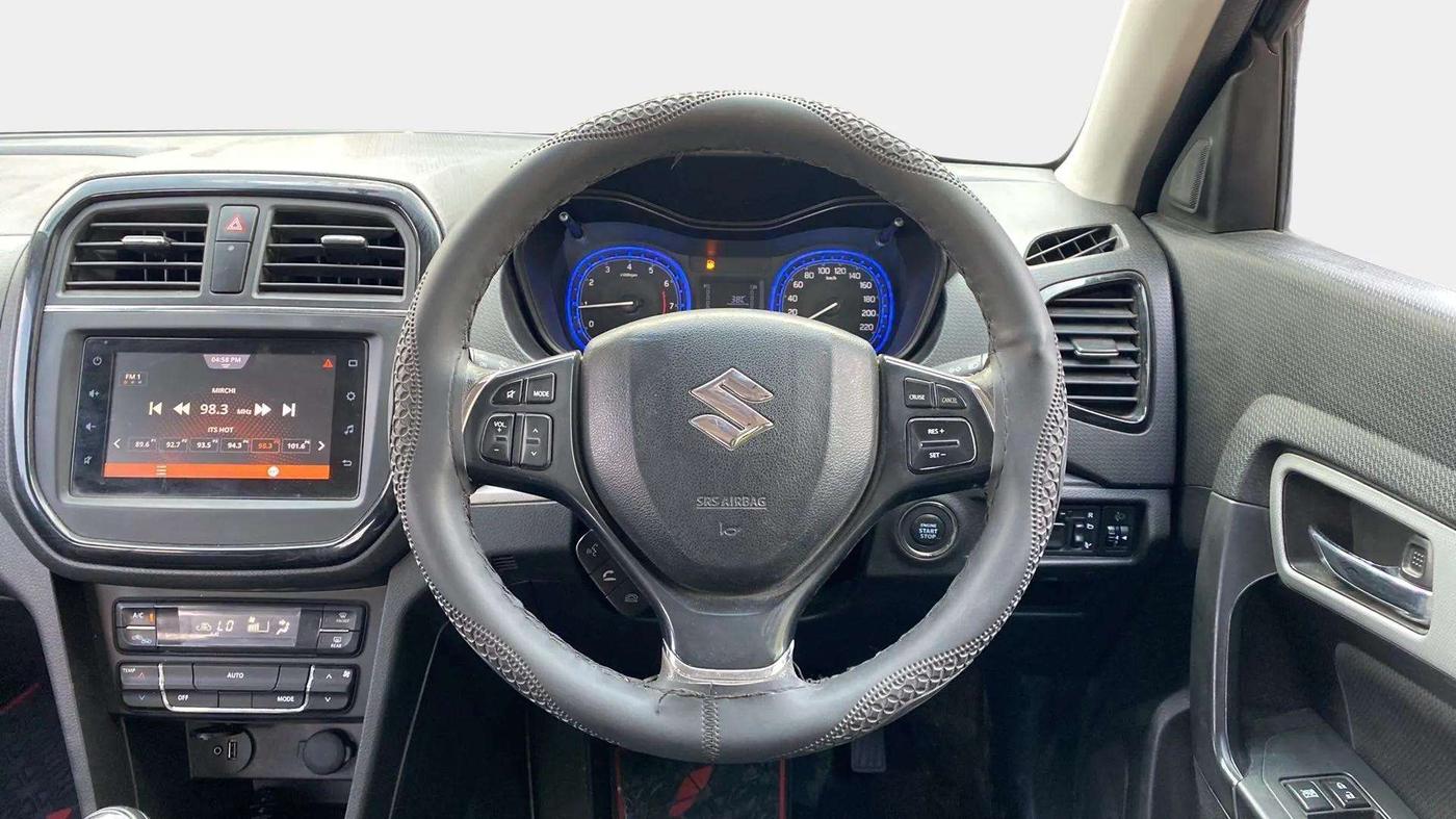 2020 Maruti Vitara Brezza ZXI, Petrol, Manual, 80,663 km, Steering Wheel Close Up