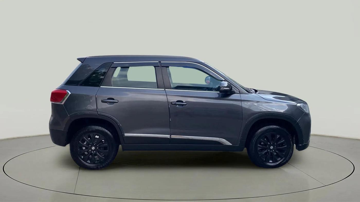 2020 Maruti Vitara Brezza ZXI, Petrol, Manual, 80,663 km, Right Side View