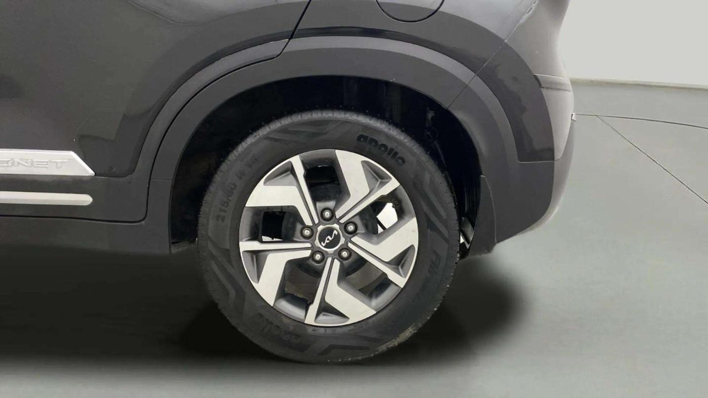 2022 KIA SONET HTX PLUS 1.5, Diesel, Manual, 41,921 km, Left Rear Wheel