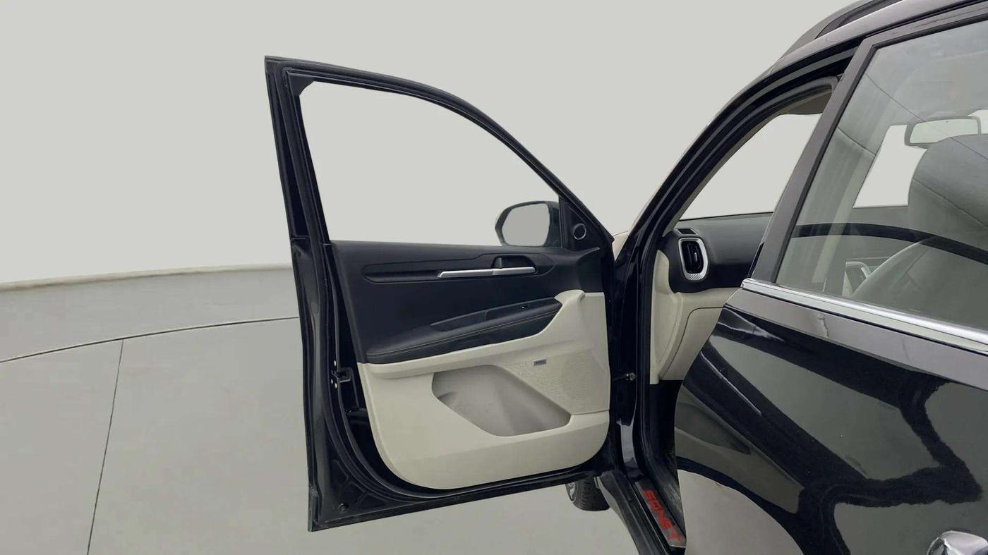 2022 KIA SONET HTX PLUS 1.5, Diesel, Manual, 41,921 km, LHS Front Door