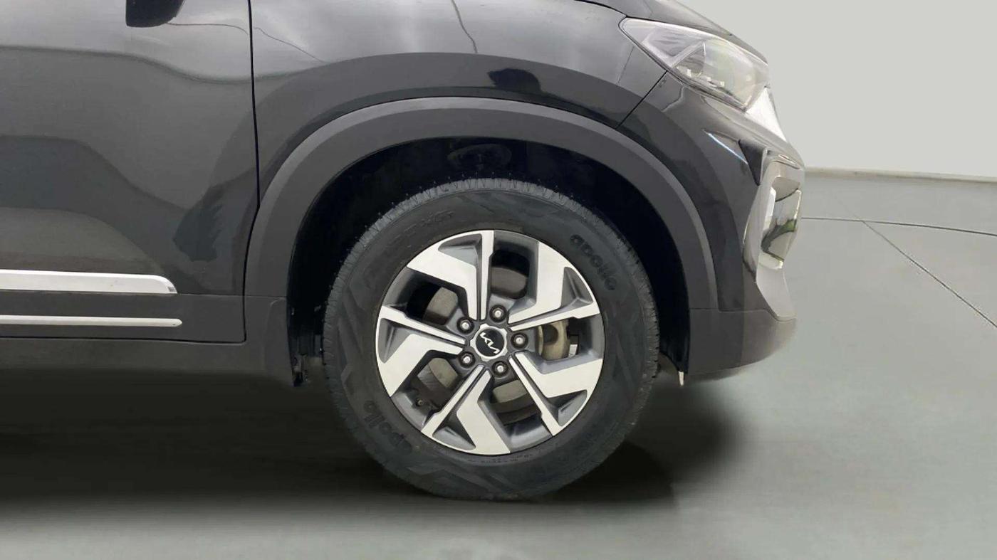 2022 KIA SONET HTX PLUS 1.5, Diesel, Manual, 41,921 km, Right Front Wheel