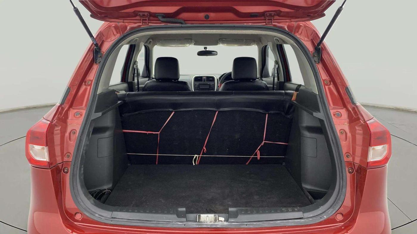 2016 Maruti Vitara Brezza LDI (O), Diesel, Manual, 86,842 km, Boot Inside