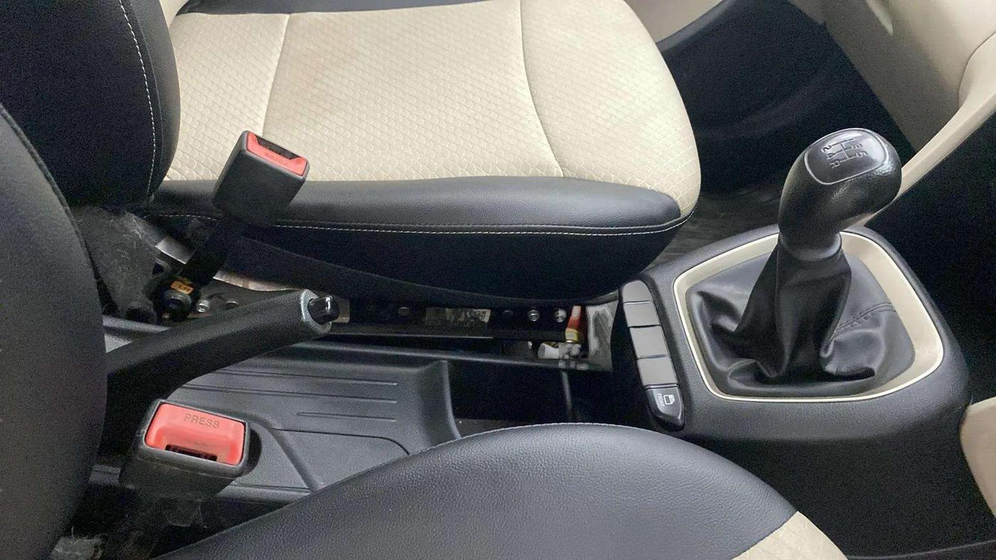 2019 Hyundai NEW SANTRO SPORTZ CNG, CNG, Manual, 63,252 km, Gear Lever