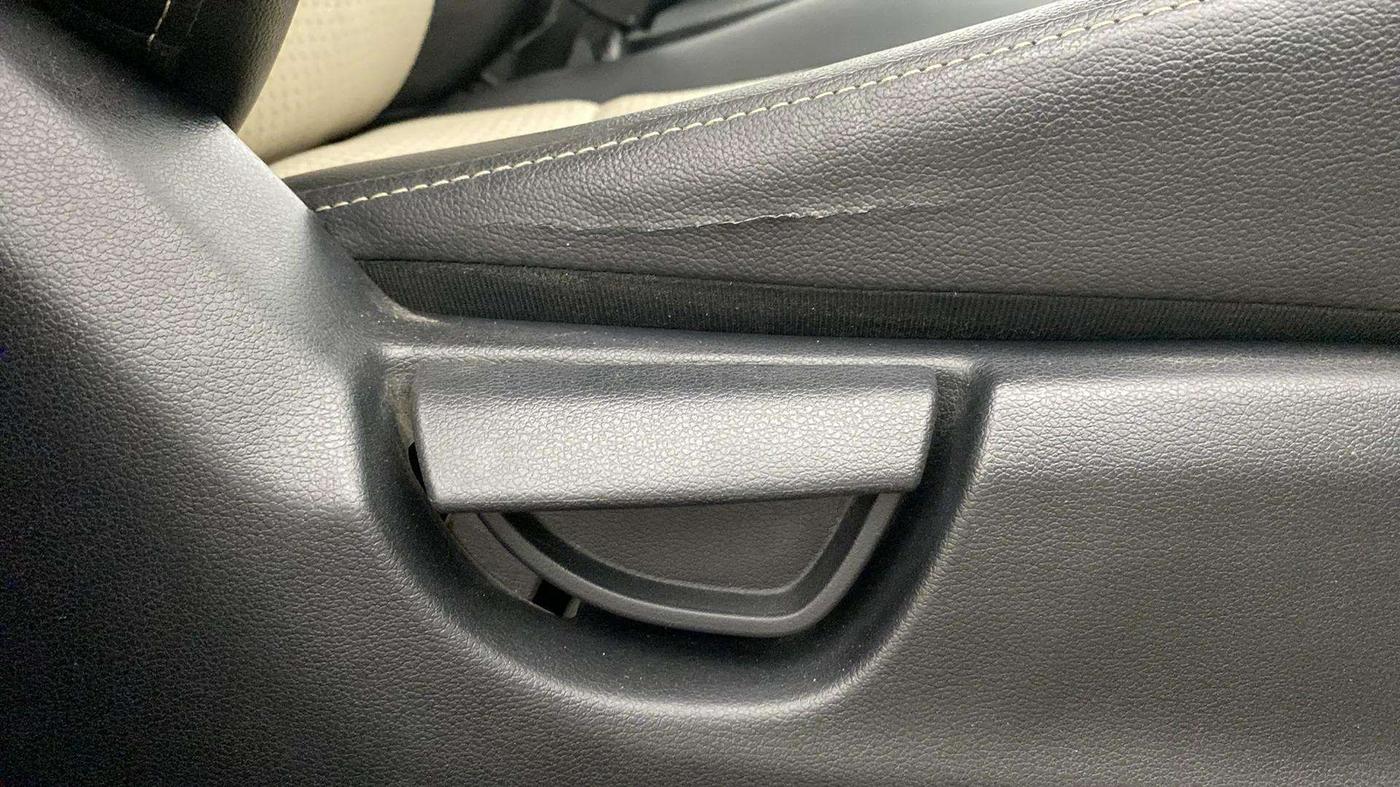 2019 Hyundai NEW SANTRO SPORTZ CNG, CNG, Manual, 63,252 km, Driver Side Adjustment Panel