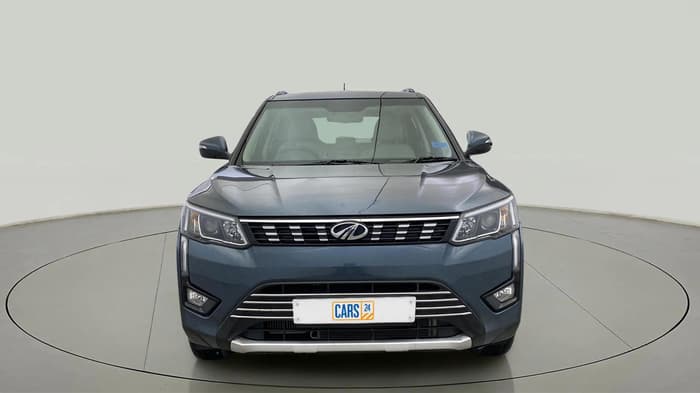 2022 Mahindra XUV300 W8 (O) 1.2 PETROL AMT, Petrol, Automatic, 6,079 km, Front