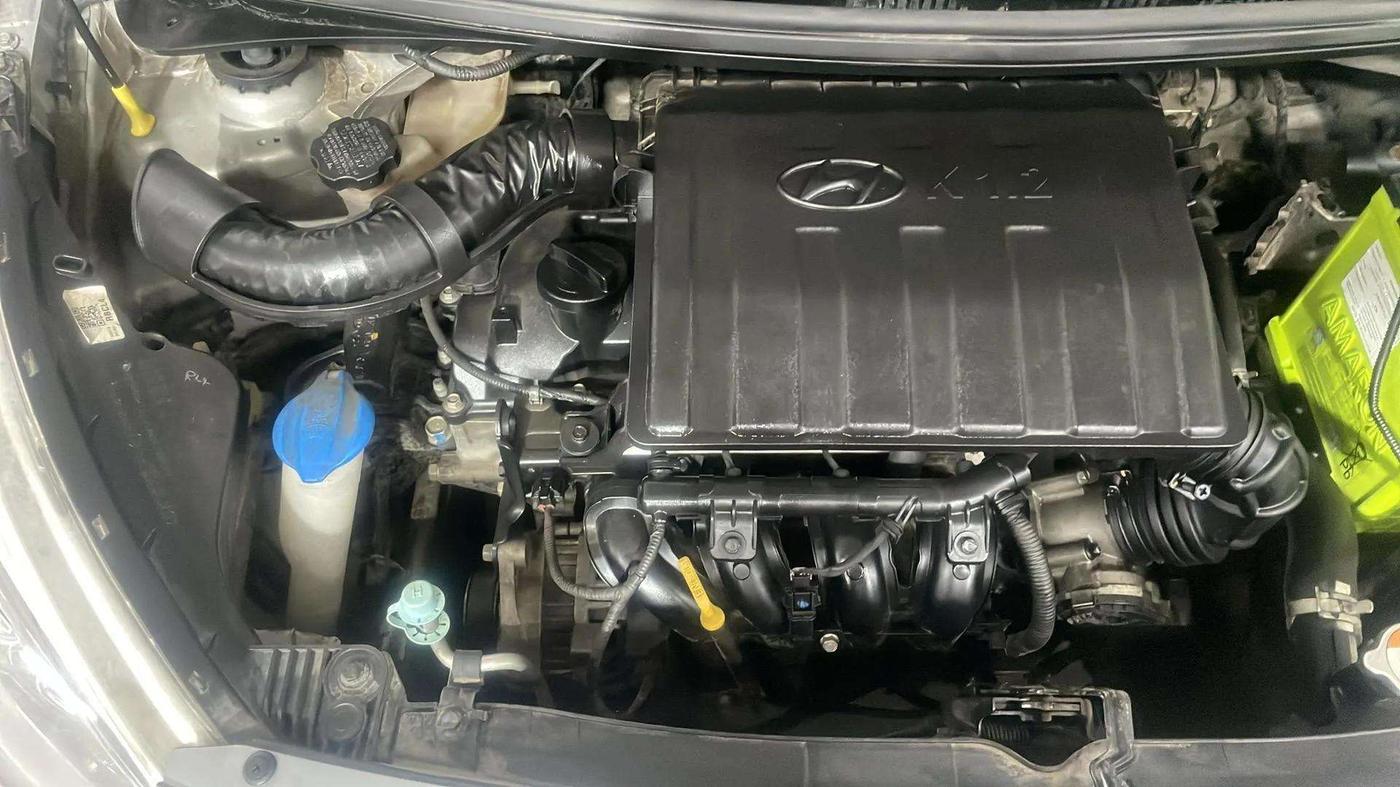2019 Hyundai Grand i10 SPORTZ 1.2 KAPPA VTVT, Petrol, Manual, 30,516 km, Engine View - Right