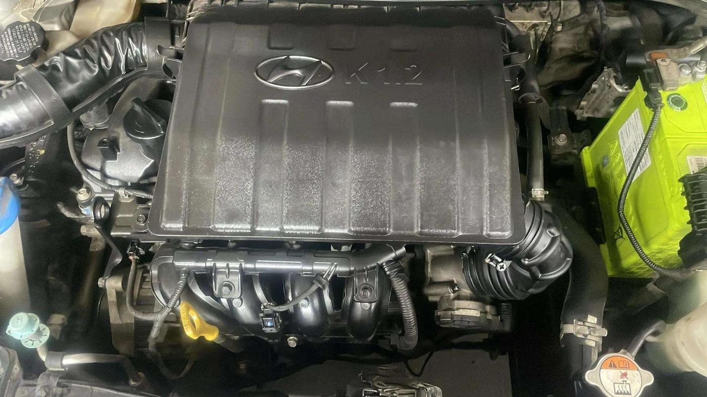 2019 Hyundai Grand i10 SPORTZ 1.2 KAPPA VTVT, Petrol, Manual, 30,516 km, Engine View