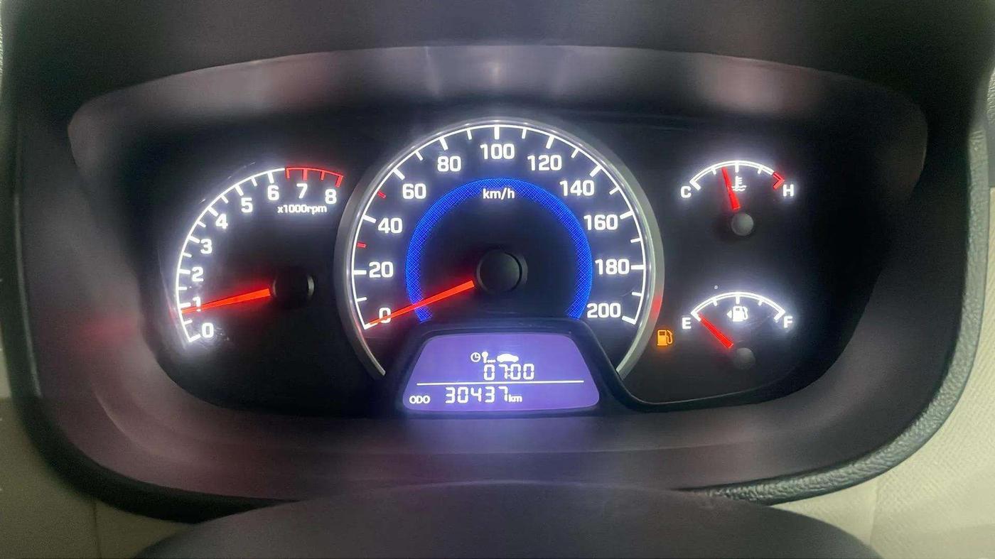 2019 Hyundai Grand i10 SPORTZ 1.2 KAPPA VTVT, Petrol, Manual, 30,516 km, Odometer Image