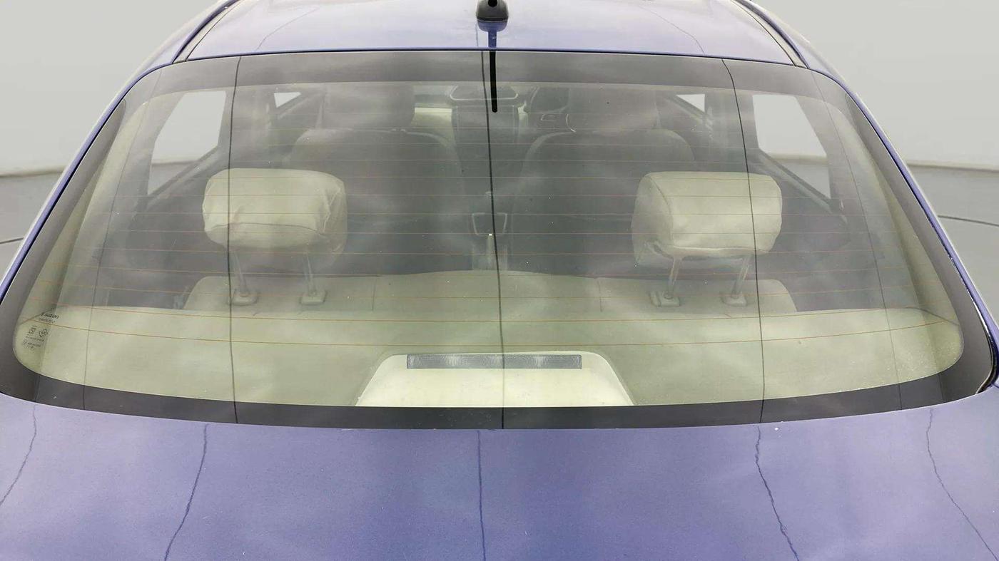 2018 Maruti Dzire ZDI PLUS, Diesel, Manual, 45,325 km, Rear Windshield