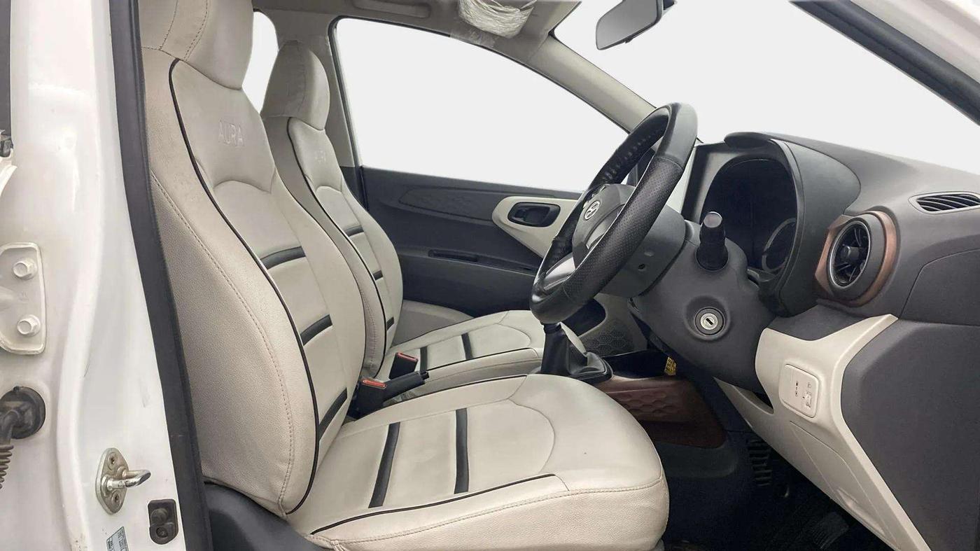 2021 Hyundai AURA S 1.2 CNG, CNG, Manual, 81,162 km, Right Side Front Door Cabin