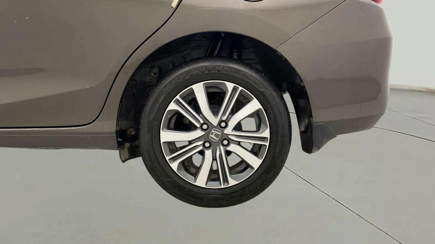 2023 Honda Amaze 1.2L I-VTEC VX, Petrol, Manual, 32,492 km, Left Rear Wheel