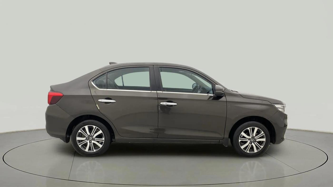 2023 Honda Amaze 1.2L I-VTEC VX, Petrol, Manual, 32,492 km, Right Side View