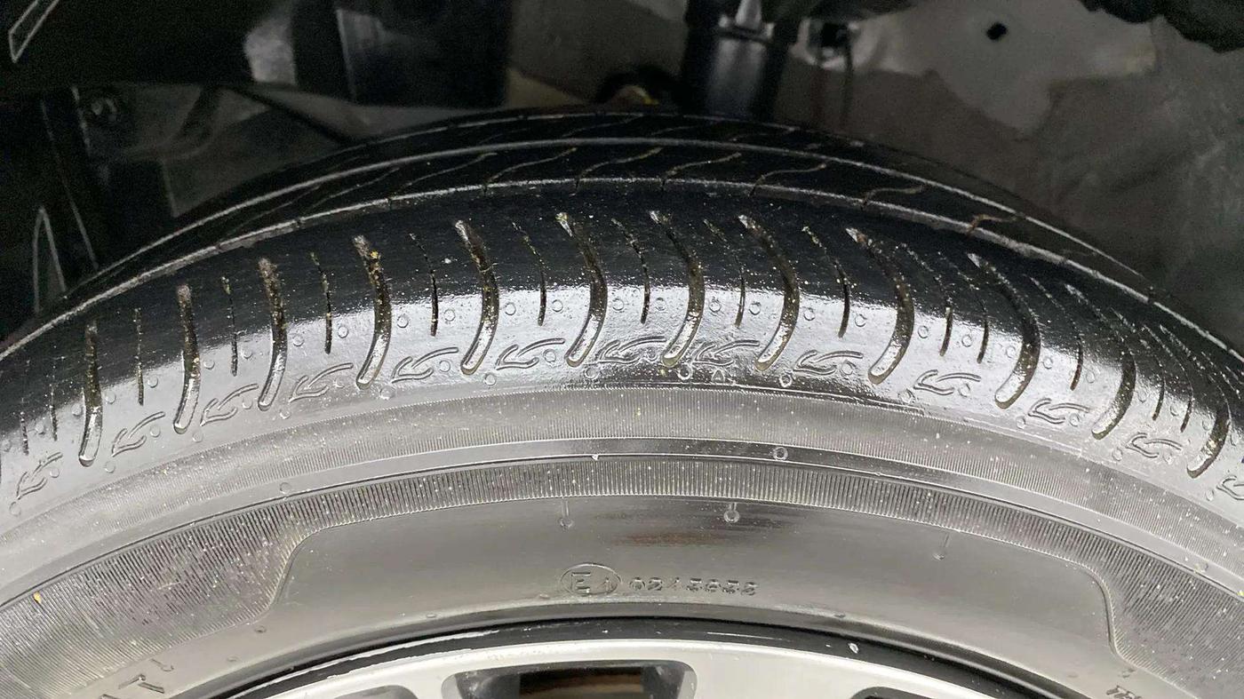 2023 Honda Amaze 1.2L I-VTEC VX, Petrol, Manual, 32,492 km, Left Front Tyre Tread