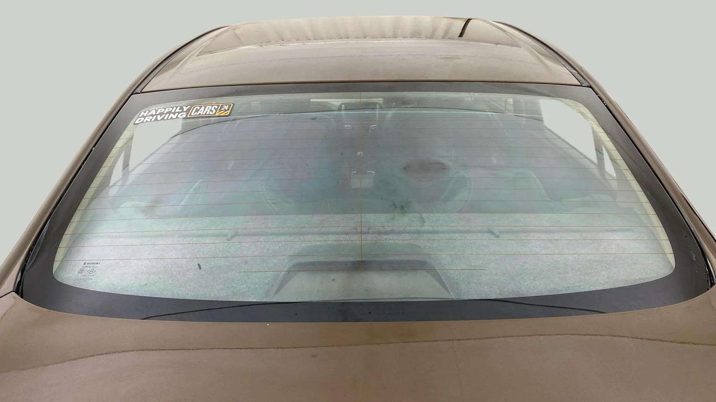 2016 Maruti Ciaz ZDI+ SHVS RS, Diesel, Manual, 63,294 km, Rear Windshield
