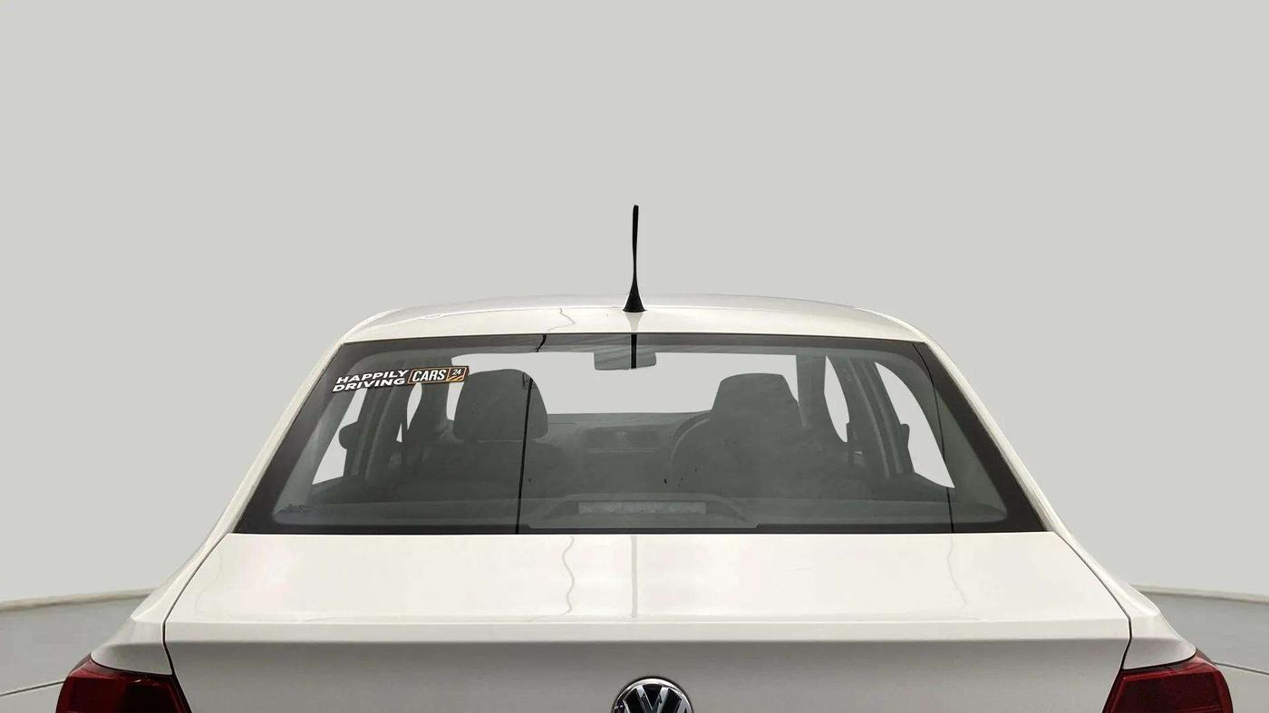 2019 Volkswagen Ameo TRENDLINE 1.0L, Petrol, Manual, 39,107 km, Rear Windshield
