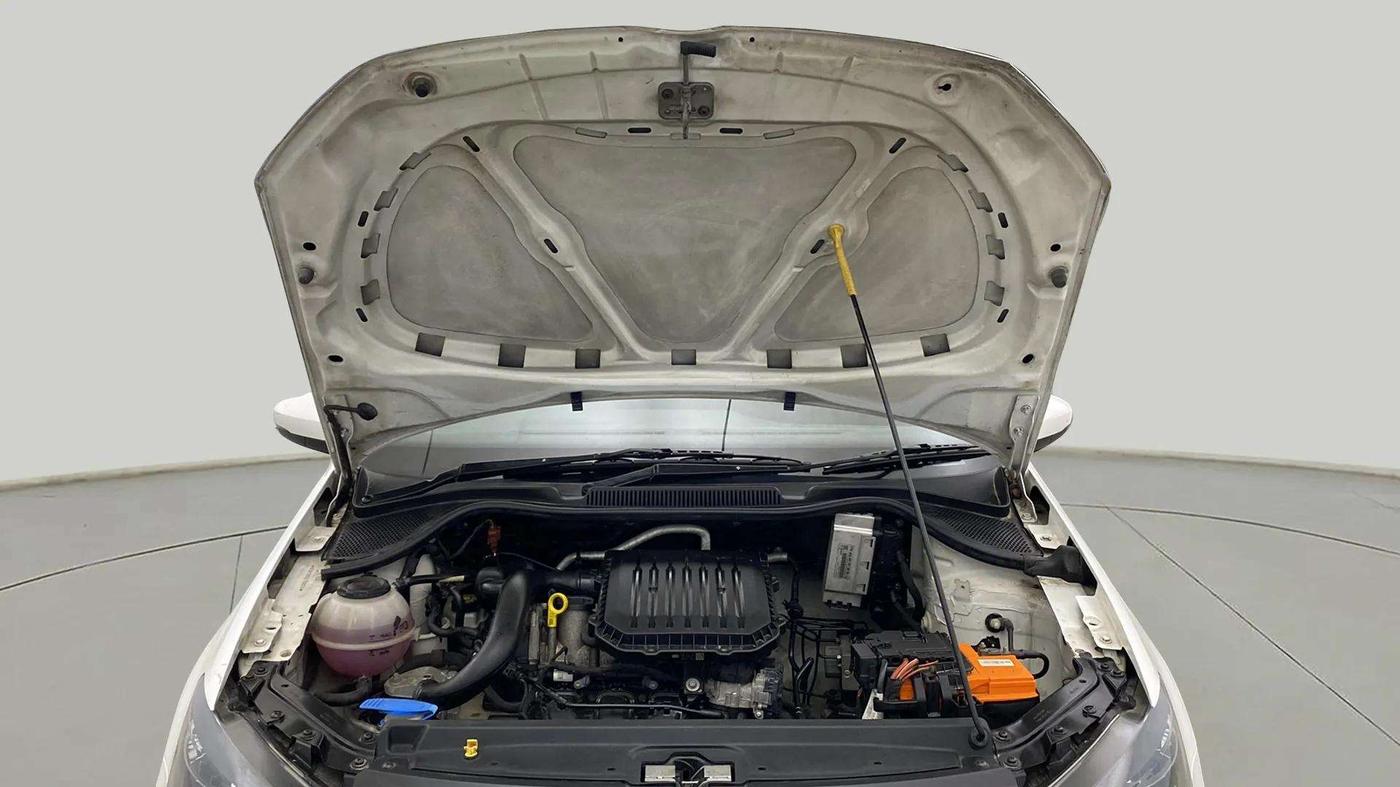2019 Volkswagen Ameo TRENDLINE 1.0L, Petrol, Manual, 39,107 km, Open Bonet