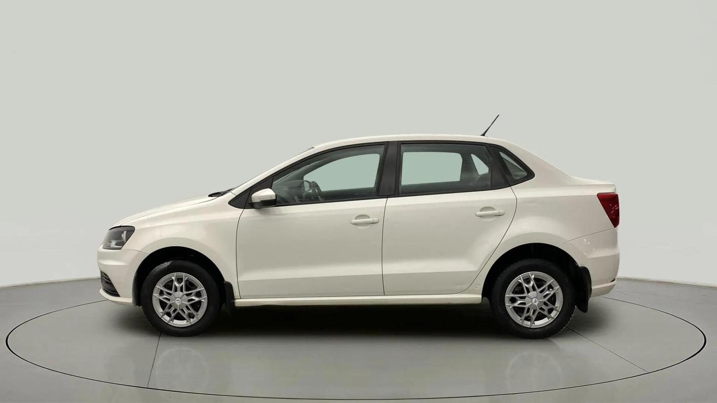 2019 Volkswagen Ameo TRENDLINE 1.0L, Petrol, Manual, 39,107 km, Left Side