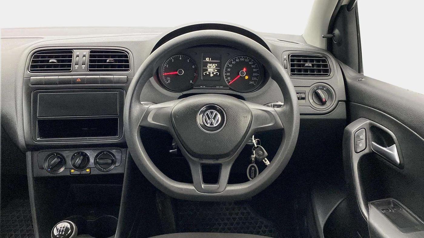 2019 Volkswagen Ameo TRENDLINE 1.0L, Petrol, Manual, 39,107 km, Steering Wheel Close Up
