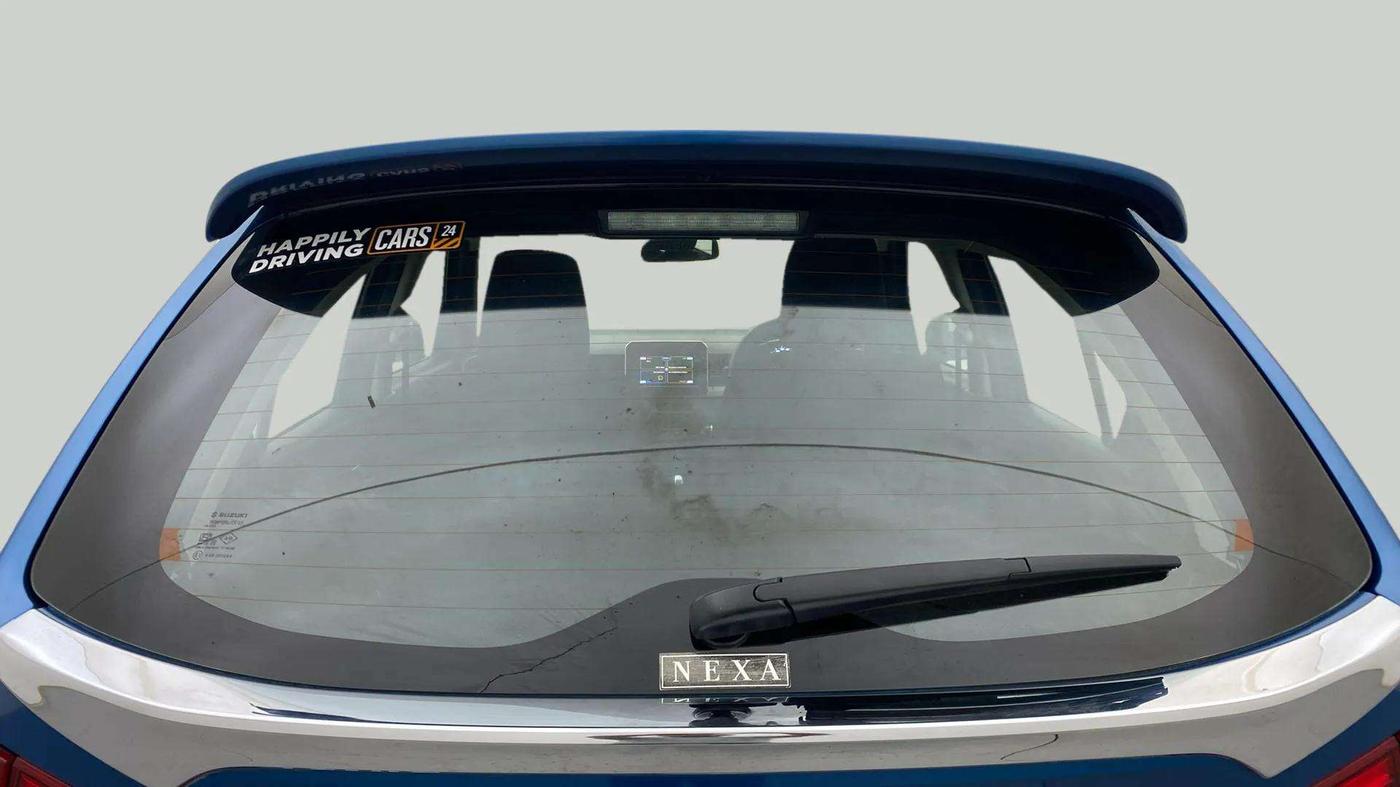 2018 Maruti IGNIS ALPHA 1.2 AMT DUAL TONE, Petrol, Automatic, 17,571 km, Rear Windshield