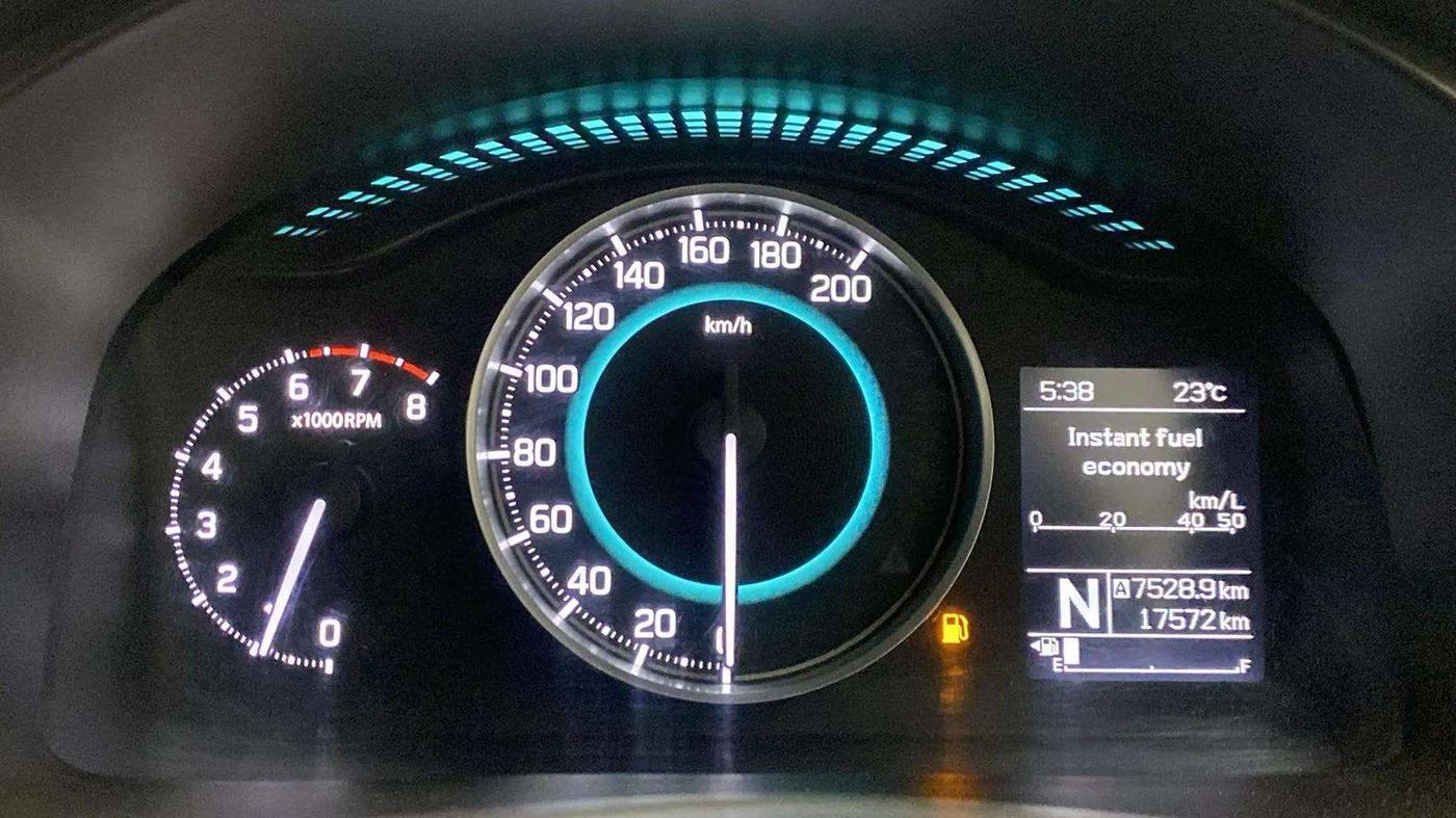 2018 Maruti IGNIS ALPHA 1.2 AMT DUAL TONE, Petrol, Automatic, 17,571 km, Odometer Image