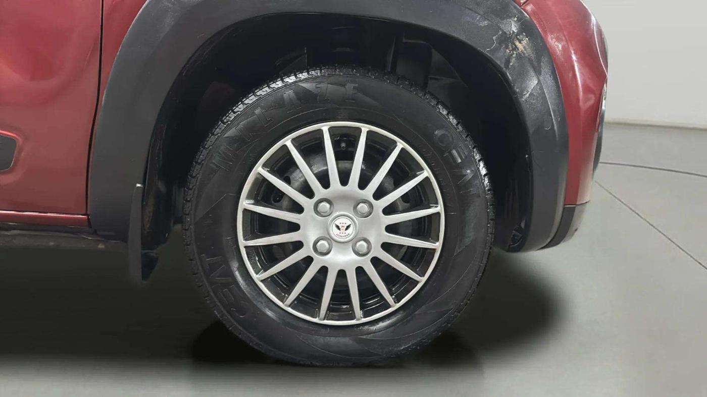 2016 Renault Kwid RXT 0.8 (O), Petrol, Manual, 48,717 km, Right Front Wheel
