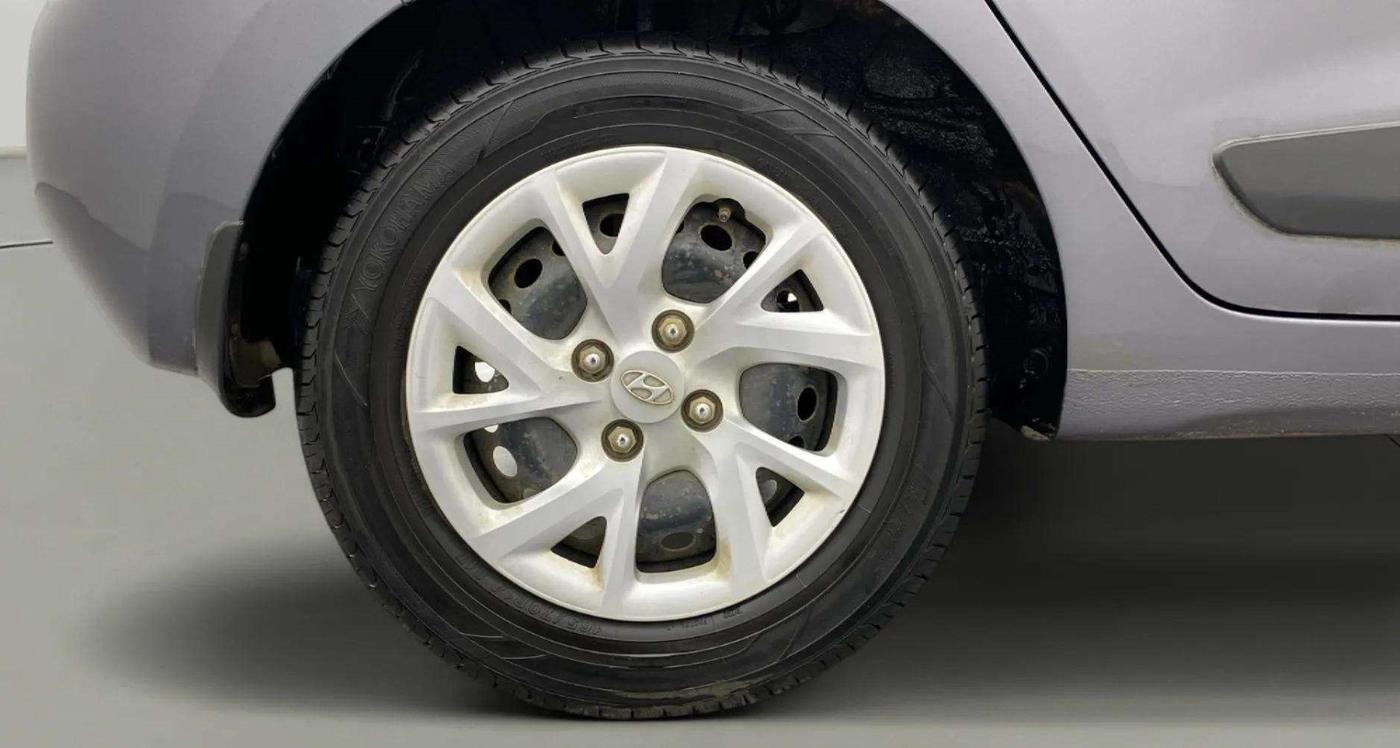 2019 Hyundai Grand i10 MAGNA 1.2 KAPPA VTVT, Petrol, Manual, 56,593 km, Right Rear Wheel