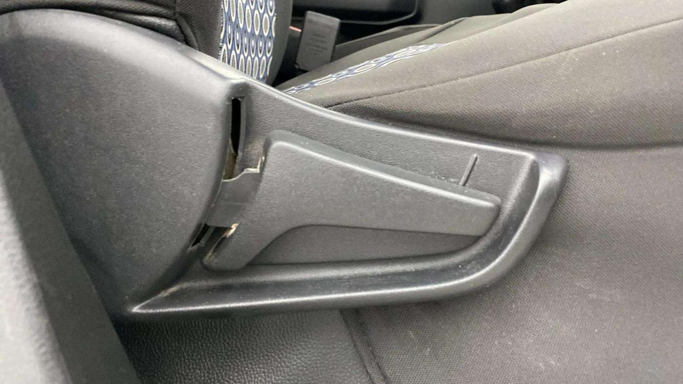 2019 Maruti S PRESSO VXI+, Petrol, Manual, 71,760 km, Driver Side Adjustment Panel