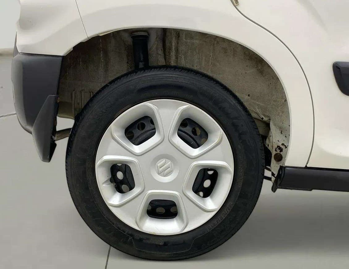 2019 Maruti S PRESSO VXI+, Petrol, Manual, 71,760 km, Right Rear Wheel