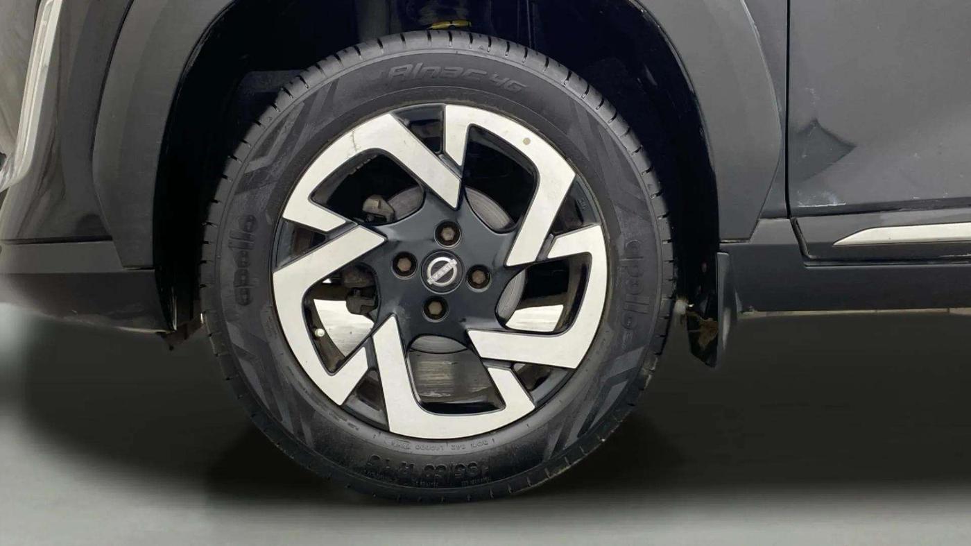 2022 Nissan MAGNITE XV PREMIUM, Petrol, Manual, 65,522 km, Left Front Wheel