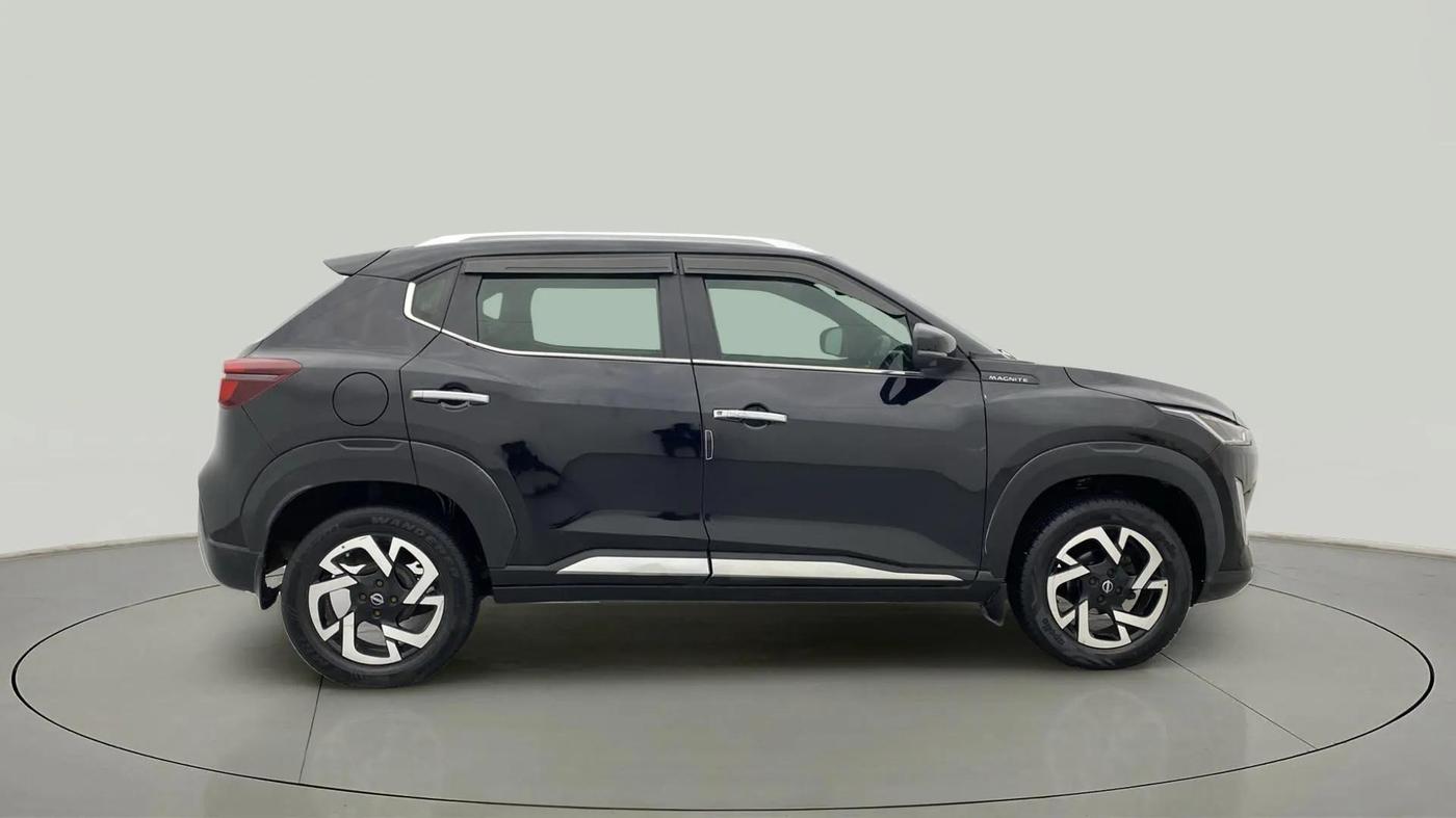 2022 Nissan MAGNITE XV PREMIUM, Petrol, Manual, 65,522 km, Right Side View