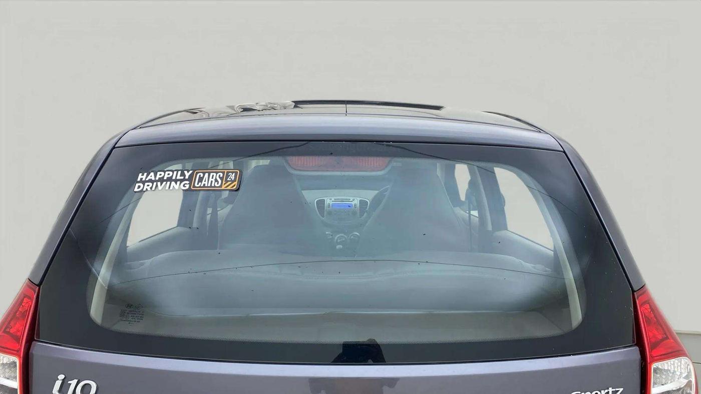 2015 Hyundai i10 SPORTZ 1.1, Petrol, Manual, 34,229 km, Rear Windshield