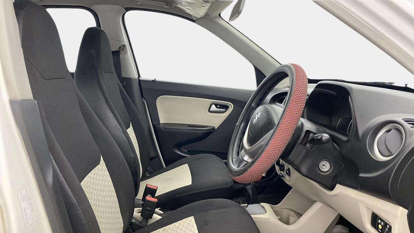 2019 Maruti Alto LXI CNG, CNG, Manual, 44,727 km, Right Side Front Door Cabin
