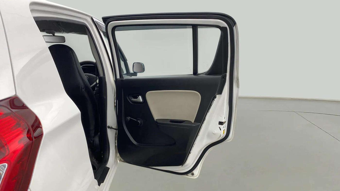 2019 Maruti Alto LXI CNG, CNG, Manual, 44,727 km, RHS Rear Door