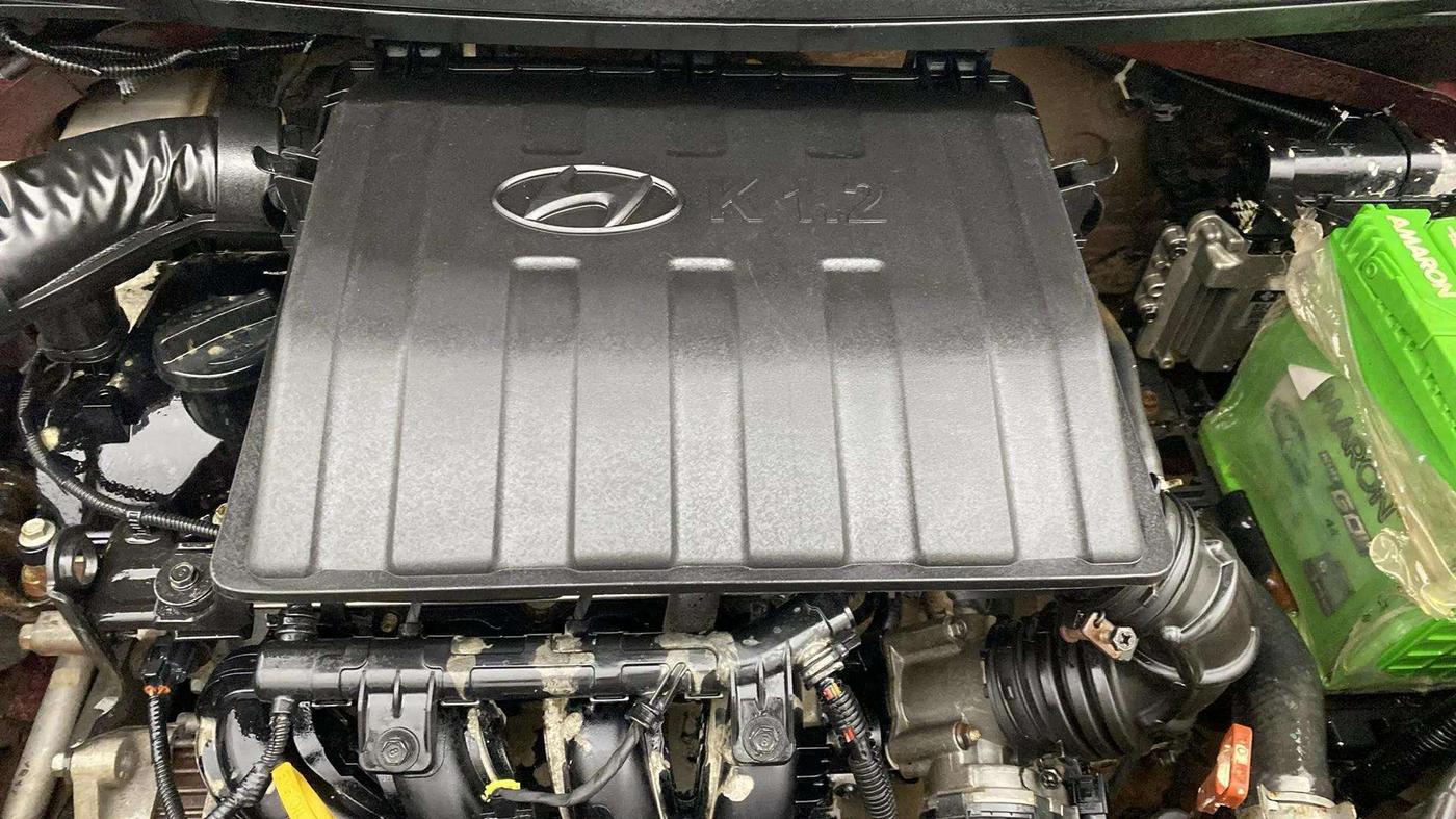 2015 Hyundai Grand i10 ASTA AT 1.2 KAPPA VTVT, Petrol, Automatic, 86,542 km, Engine View