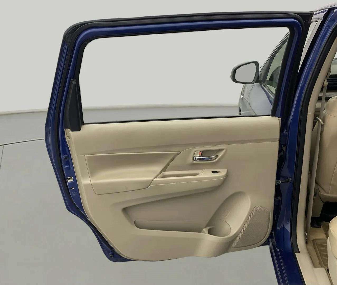 2019 Maruti Ertiga ZXI AT SHVS, Petrol, Automatic, 67,459 km, LHS Rear Door