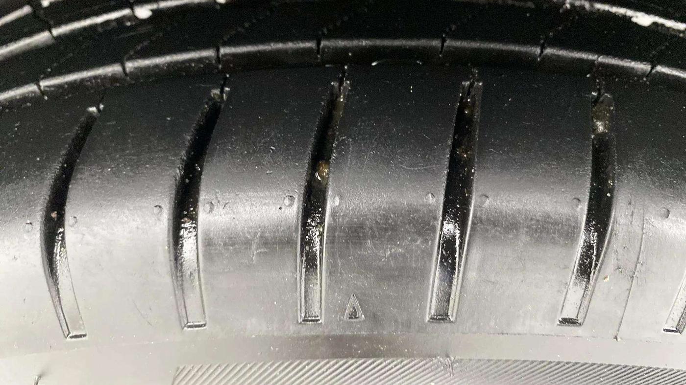 2019 Maruti Ertiga ZXI AT SHVS, Petrol, Automatic, 67,459 km, Left Front Tyre Tread