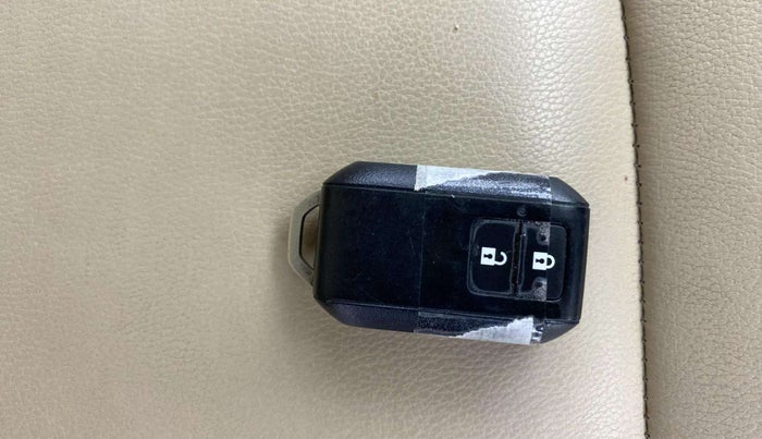 2019 Maruti Ertiga ZXI AT SHVS, Petrol, Automatic, 67,459 km, Key Close Up