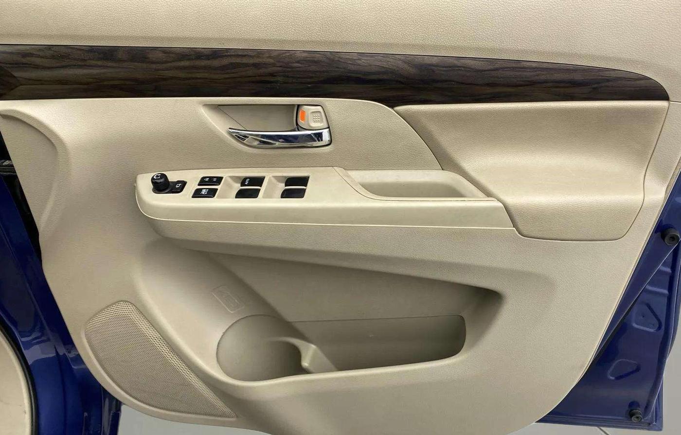 2019 Maruti Ertiga ZXI AT SHVS, Petrol, Automatic, 67,459 km, Driver Side Door Panels Control