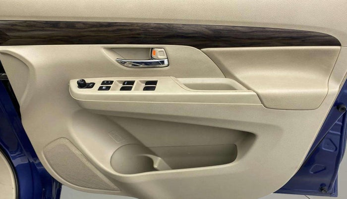 2019 Maruti Ertiga ZXI AT SHVS, Petrol, Automatic, 67,459 km, Driver Side Door Panels Control