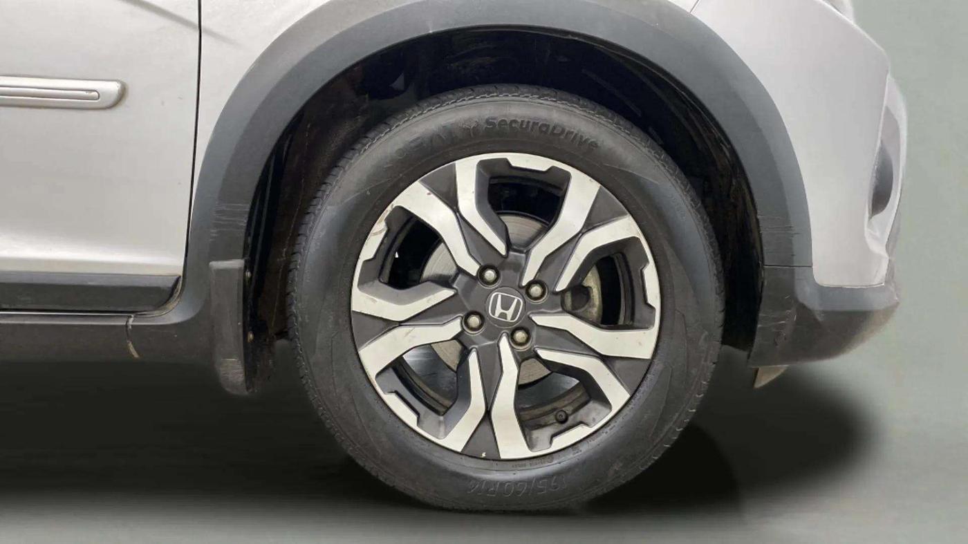 2017 Honda WR-V 1.2L I-VTEC VX MT, CNG, Manual, 51,577 km, Right Front Wheel