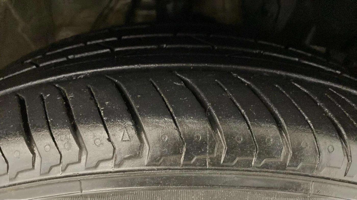2017 Honda WR-V 1.2L I-VTEC VX MT, CNG, Manual, 51,577 km, Right Front Tyre Tread