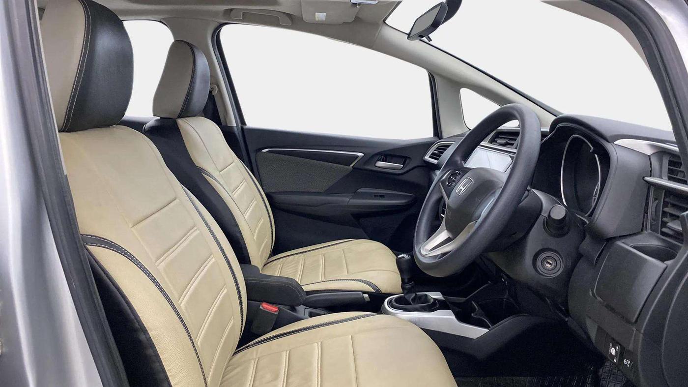 2017 Honda WR-V 1.2L I-VTEC VX MT, CNG, Manual, 51,577 km, Right Side Front Door Cabin