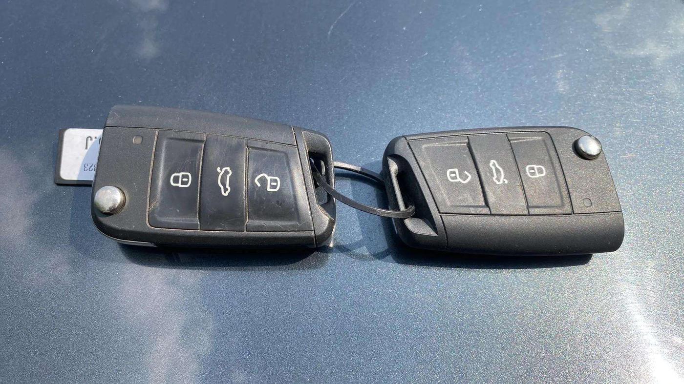 2022 Skoda SLAVIA STYLE 1.0L TSI MT, Petrol, Manual, 45,822 km, Key Close Up