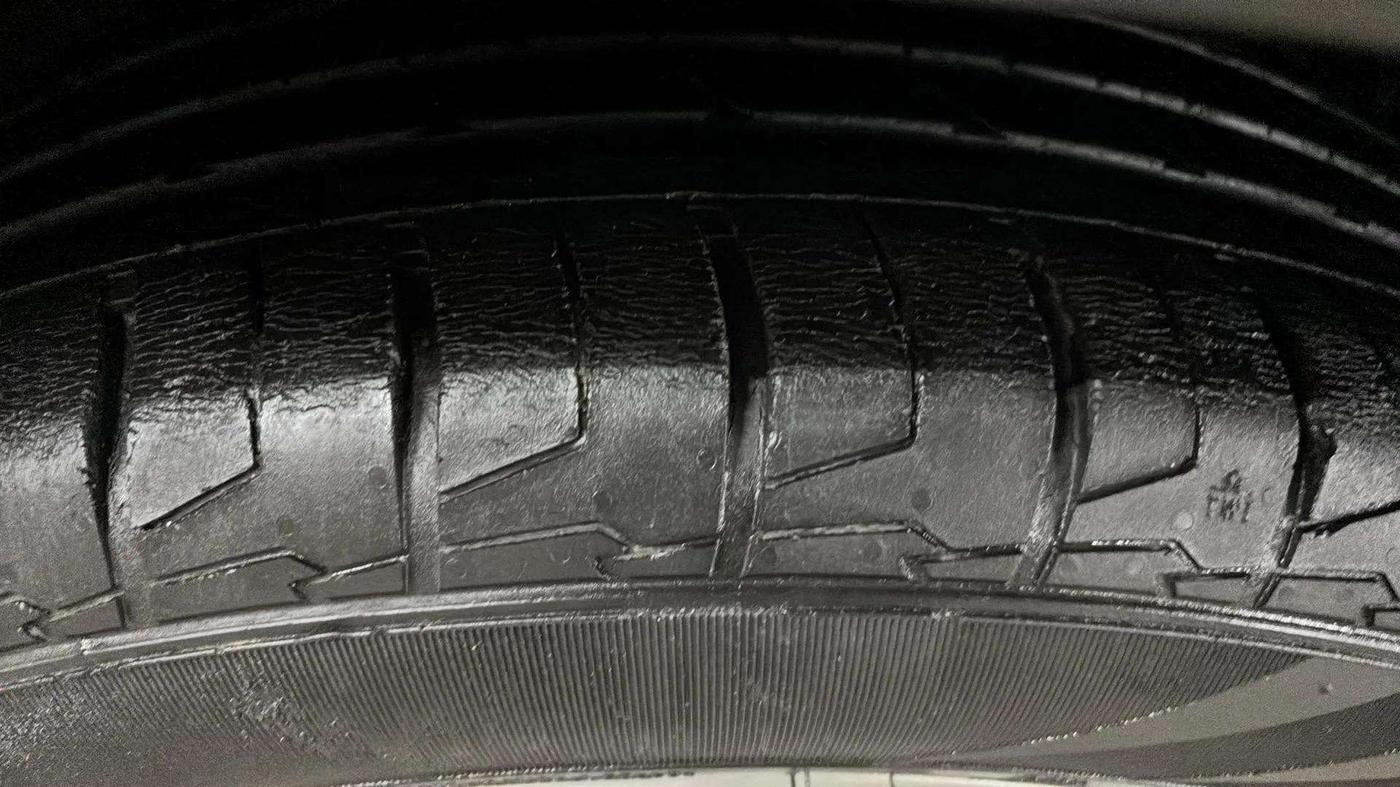 2021 Hyundai Creta SX 1.5 PETROL, Petrol, Manual, 42,414 km, Right Front Tyre Tread