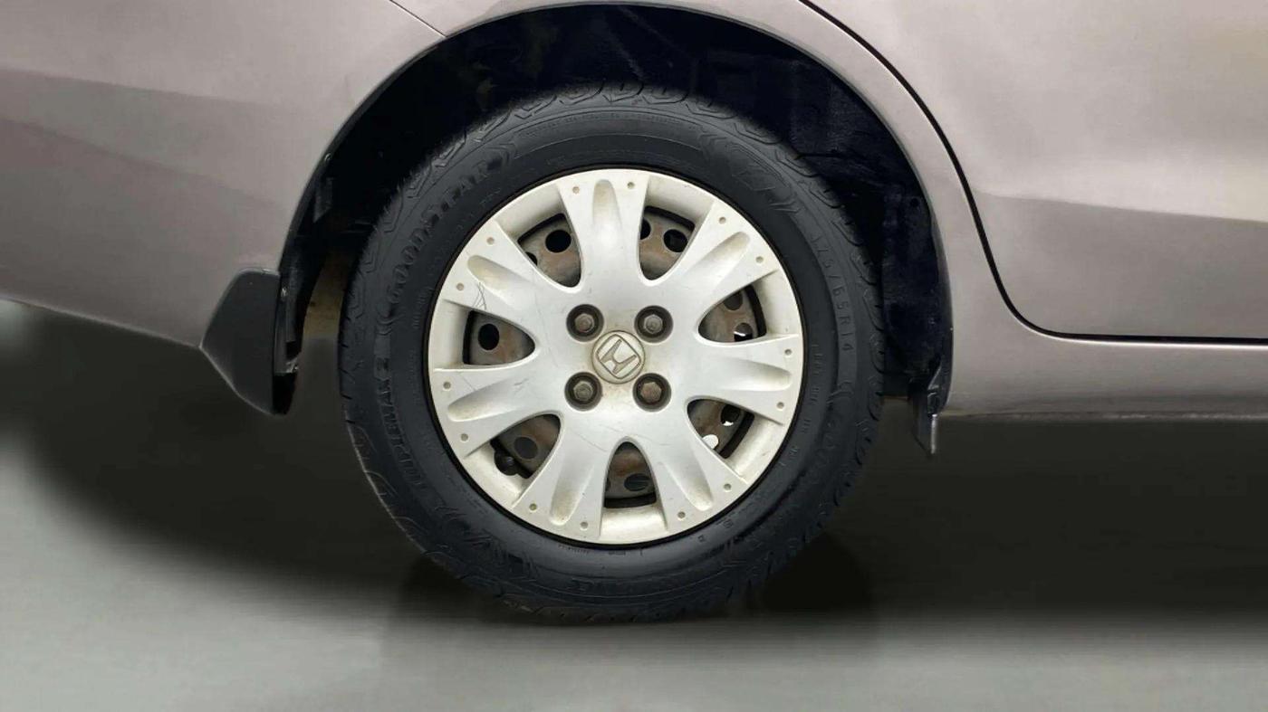 2015 Honda Amaze 1.2L I-VTEC SX, Petrol, Manual, 88,442 km, Right Rear Wheel