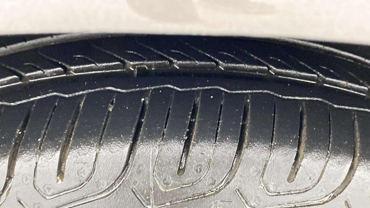 2015 Honda Amaze 1.2L I-VTEC SX, Petrol, Manual, 88,442 km, Right Rear Tyre Tread