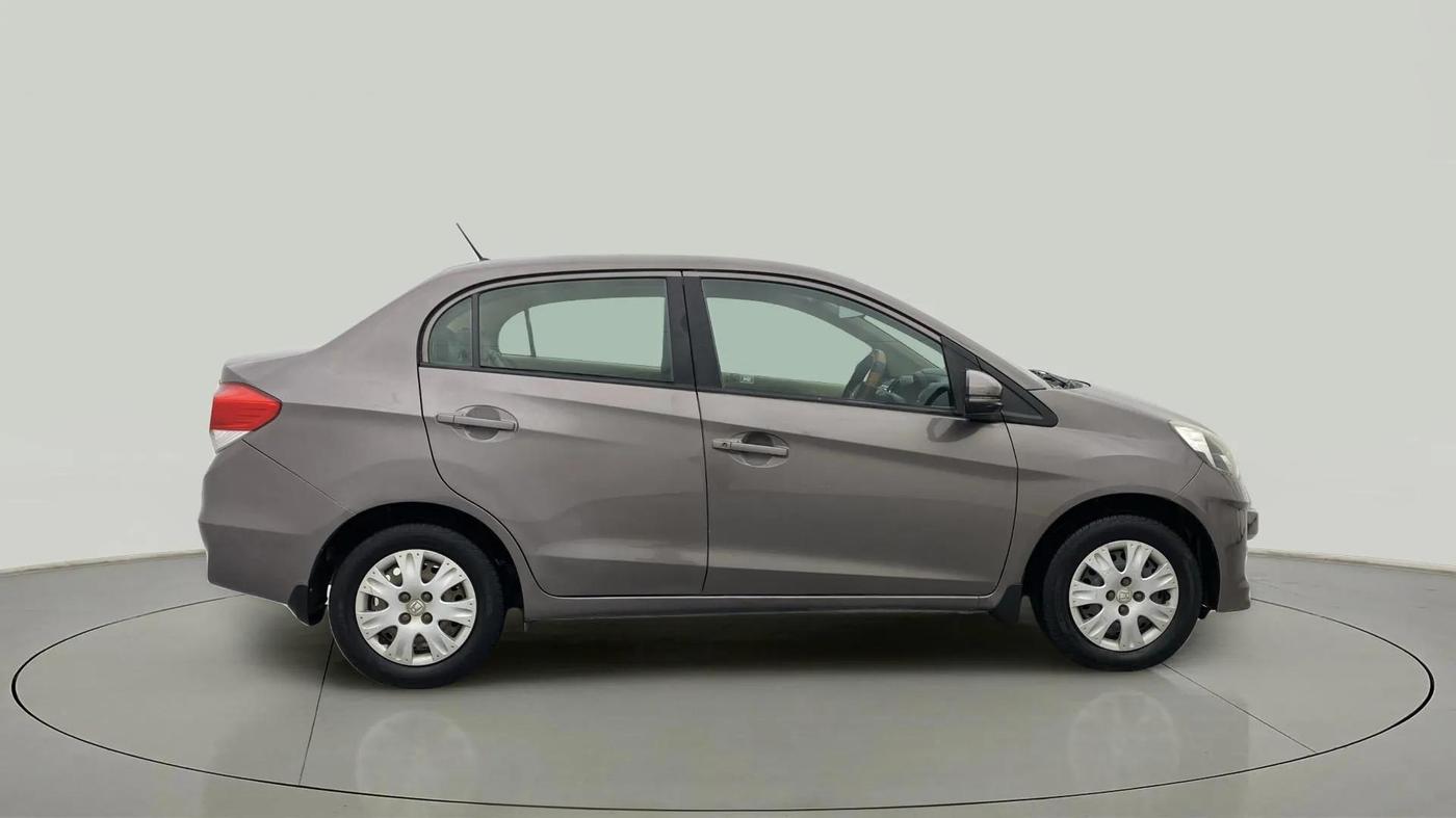 2015 Honda Amaze 1.2L I-VTEC SX, Petrol, Manual, 88,442 km, Right Side View