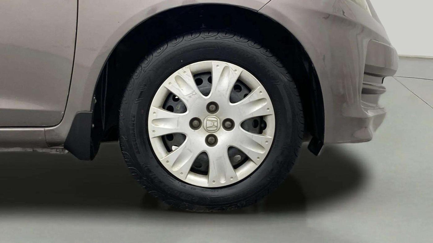 2015 Honda Amaze 1.2L I-VTEC SX, Petrol, Manual, 88,442 km, Right Front Wheel