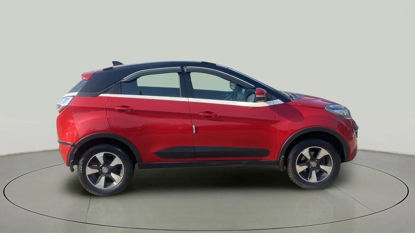 2019 Tata NEXON XZ PLUS PETROL, Petrol, Manual, 61,977 km, Right Side View